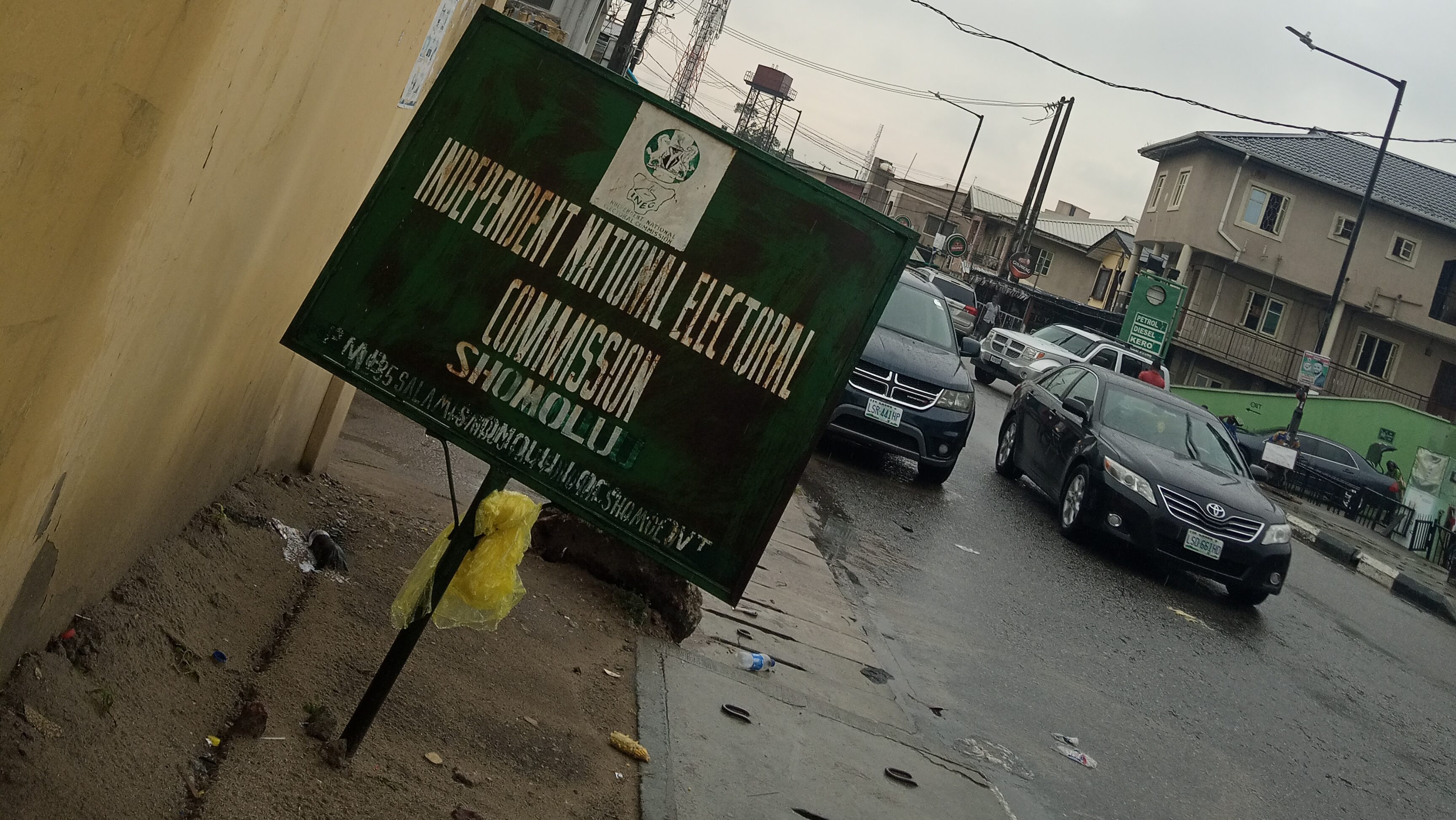 REPORTER'S DIARY: Inside Shomolu INEC Office Where Nigerians Are Defying the Odds to Get PVCs